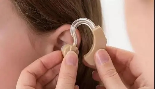 派瑞林”材料—人工耳蜗防水防汗的黑科技